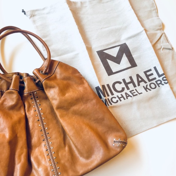 Michael Kors Leather Hobo Bag With Dust Bag - Picture 15 of 16